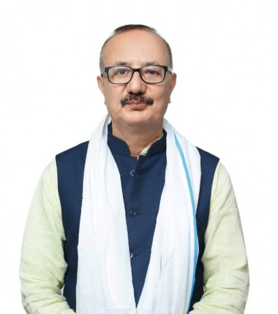 पर्सा ४ का सांसद रिजाल उद्योग, वाणिज्य तथा आपूर्ति मन्त्रीमा नियुक्त